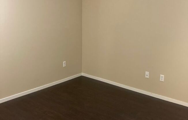 2 beds, 2 baths, $1,500