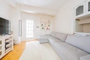 21 Beacon St