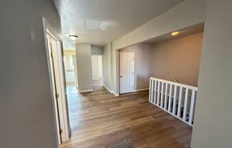 3 beds, 1.5 baths, 600 sqft, $2,195, Unit 404