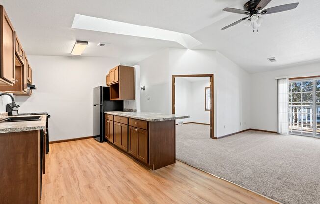 2 beds, 1 bath, 1,088 sqft, $1,349.99, Unit 2014-207