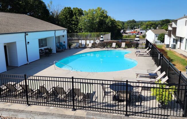 2 beds, 1.5 baths, 1,000 sqft, $1,495, Unit I64
