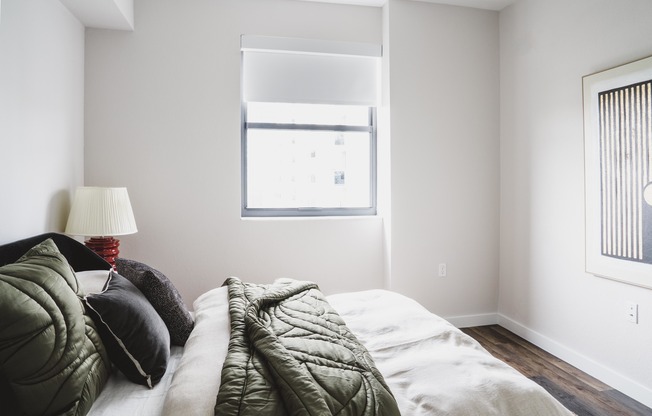 In our large bedrooms, natural light pours in from generous windows creating a relaxing atmosphere.