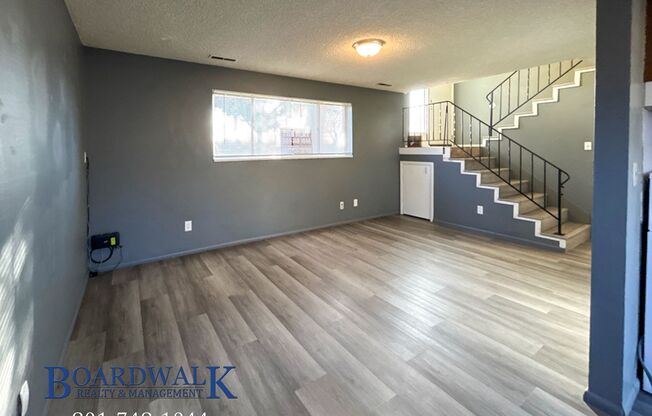 2 beds, 2 baths, 1,078 sqft, $1,300, Unit 572 W 400 N