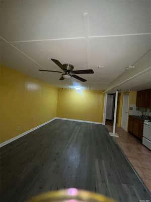 2 beds, 1 bath, $1,800, Unit G