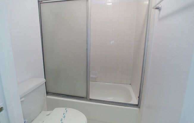 2 beds, 2 baths, 955 sqft, $2,595, Unit 510