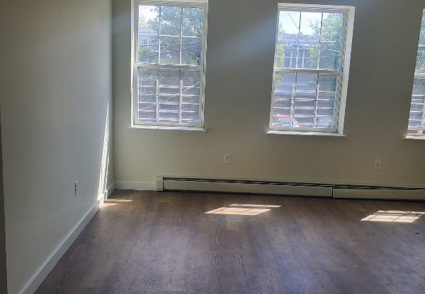 1409 SAINT LAWRENCE AVE