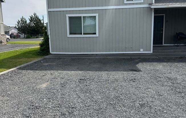1236 Columbia