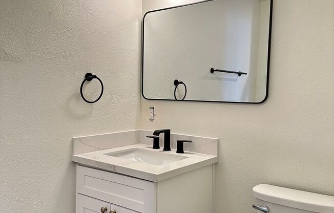 Studio, 1 bath, 166 sqft, $1,750, Unit 213