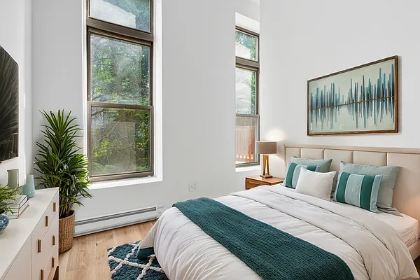 30 LEFFERTS PL