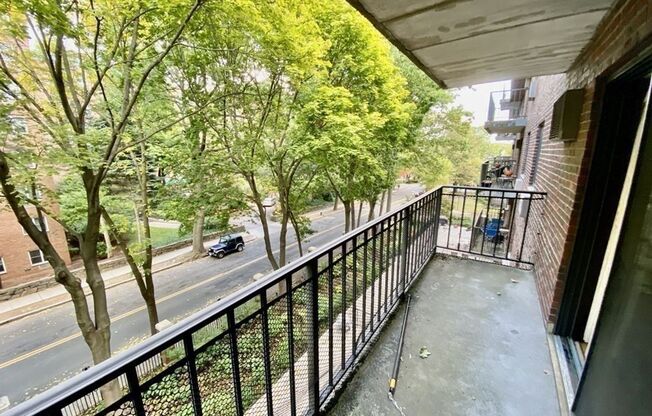 Modern 2-bed, 1.5-bath condo on the 4th floor of The Amory House