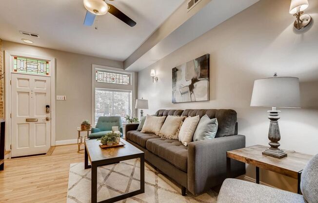 Bright 3Bedroom/2.5Bath in Canton Townhome