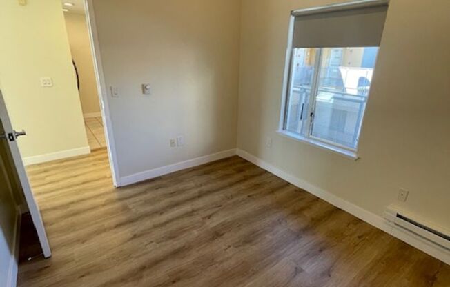 2 beds, 1 bath, 760 sqft, $2,845, Unit 704