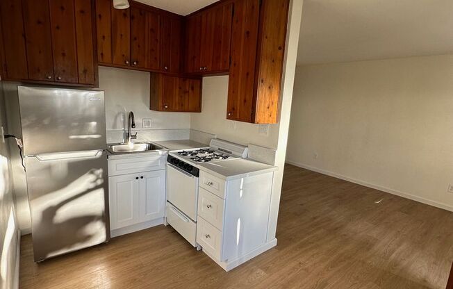 1 bed, 1 bath, $1,895, Unit 6