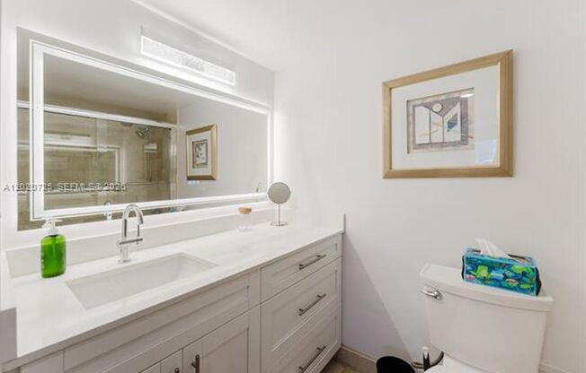 1 bed, 1 bath, $6,500, Unit # 804