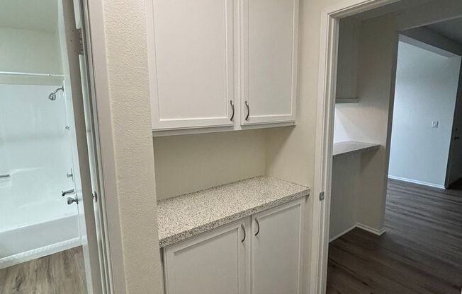 1 bed, 1 bath, 780 sqft, $2,375, Unit 112