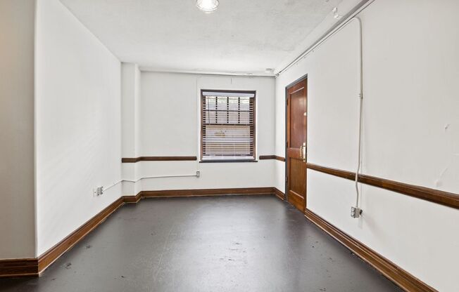 2 beds, 1 bath, 550 sqft, $800, Unit 113