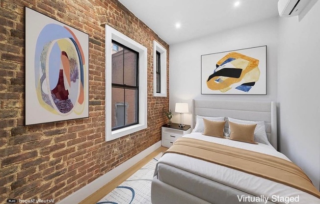 356 W 48 ST
