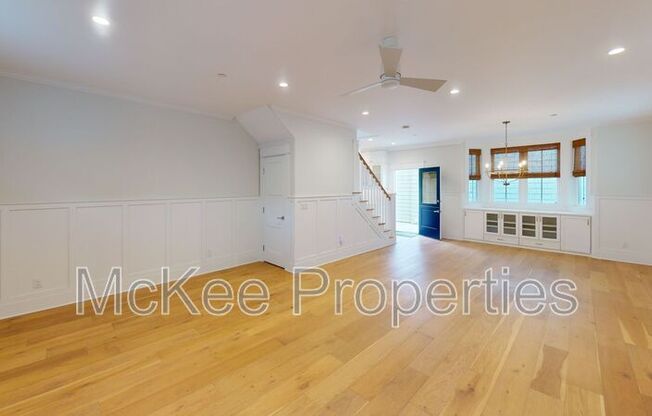 163 DONAX AVE