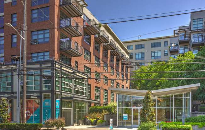 Apartments For Rent at Equinox, Washington