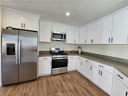 3 beds, 2 baths, 802 sqft, $4,000