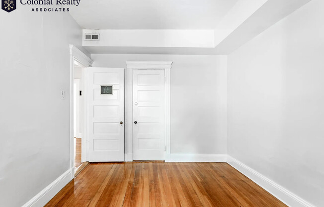 12 Strathmore Rd