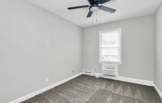 4 beds, 2 baths, 1,330 sqft, $1,695, Unit 3921-22