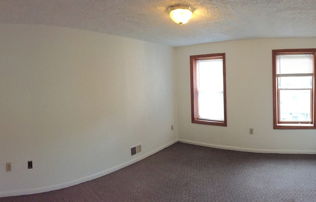 3 beds, 1 bath, $1,150