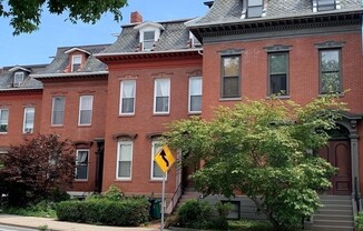 32 RIV ST