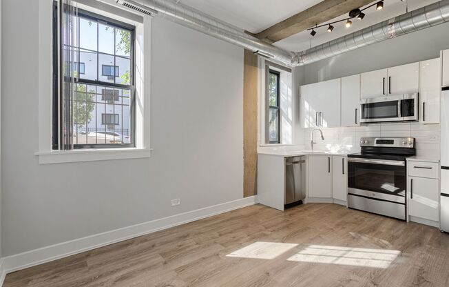 Studio, 1 bath, 268 sqft, $1,550, Unit 112