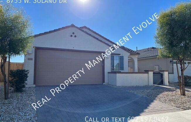 8755 W SOLANO Drive
