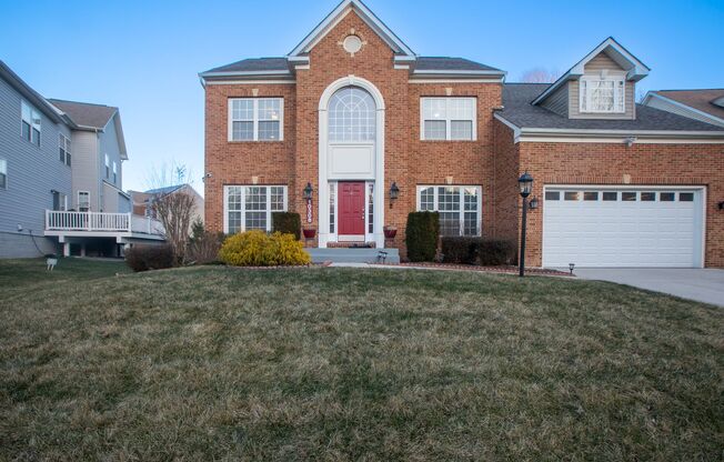 Beautiful 4 Bedroom Upper Level Only Single-Family Home in Upper Marlboro!