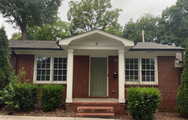 Beautifully Renovated Apartment in Wilmore! - RENT SPECIAL!!