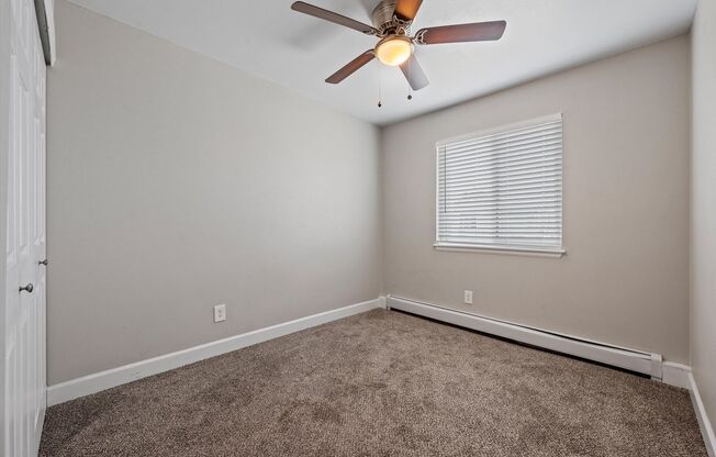 2 beds, 1 bath, 730 sqft, $1,495, Unit 136