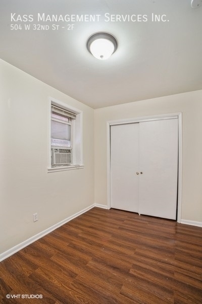 504 W 32nd St