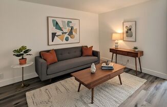 Las Palmas Apartments