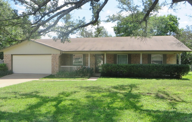 3 Bedroom 2 Bathroom Georgetown Home