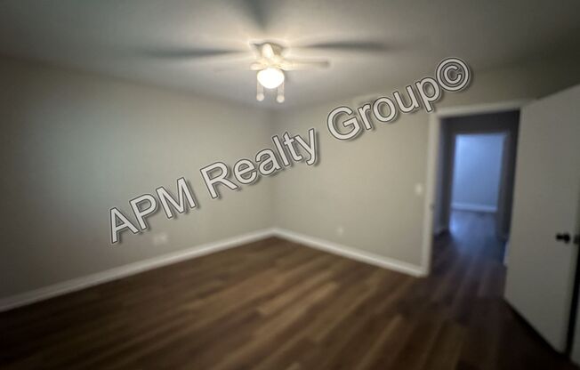 2 beds, 1.5 baths, $1,250