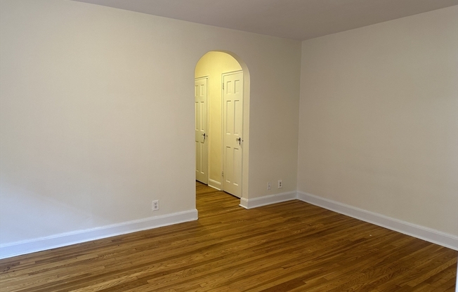 Studio, 1 bath, 500 sqft, $2,050, Unit 305