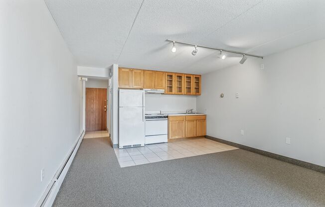 Studios at 7 Corners
