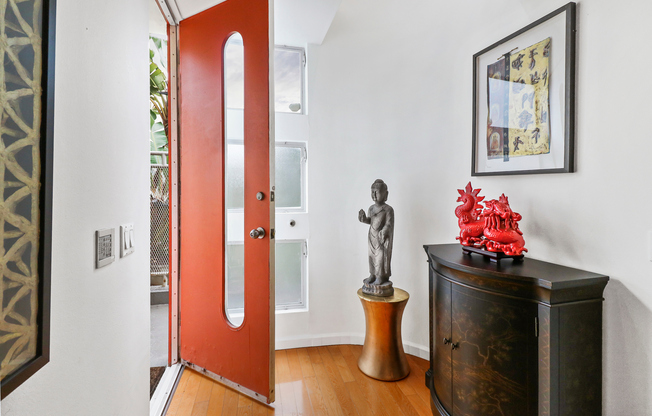 821 Bay St. Unit C4