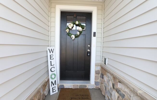 Spacious 3 Bedroom Townhome in Harvest Meadows