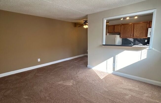 1 bed, 1 bath, 550 sqft, $1,185, Unit G04