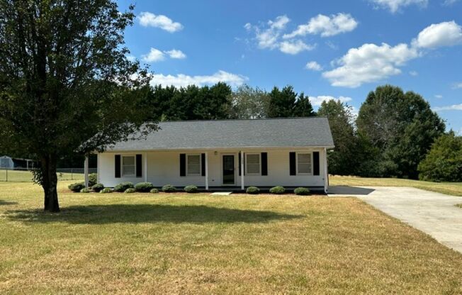 Charming Ranch Home!