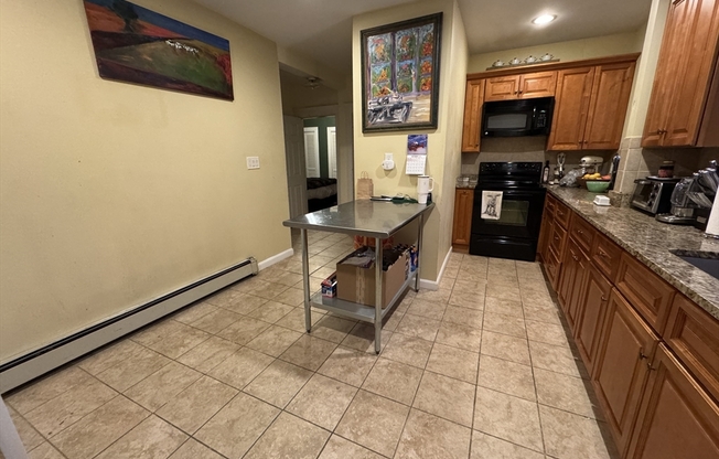 3 beds, 1.5 baths, 1,500 sqft, $3,500, Unit 1