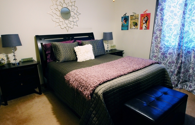 2 beds, 1 bath, 1,050 sqft, $1,375, Unit 3720309R