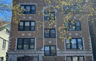 1525 W Estes, LLC