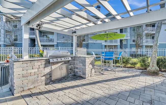 Outdoor Kitchen