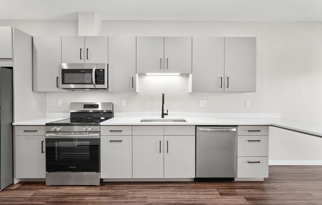 Studio, 1 bath, 525 sqft, $1,095, Unit 415