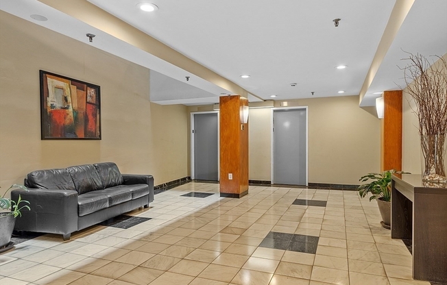 2 beds, 2.5 baths, 1,145 sqft, $3,500, Unit 717
