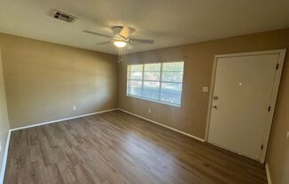 3 beds, 1 bath, $1,175